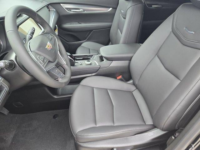 2025 Cadillac XT5 Luxury