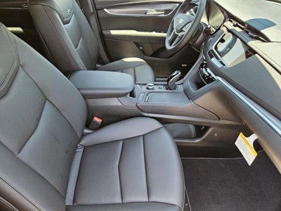 2026 Cadillac XT5 Luxury