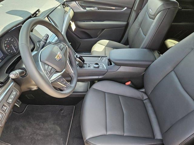 2026 Cadillac XT5 Sport