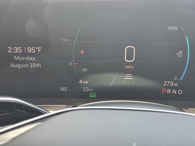 2025 Cadillac LYRIQ Luxury 1