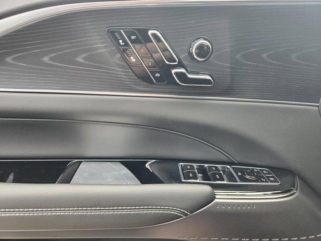 2025 Cadillac LYRIQ Sport 1