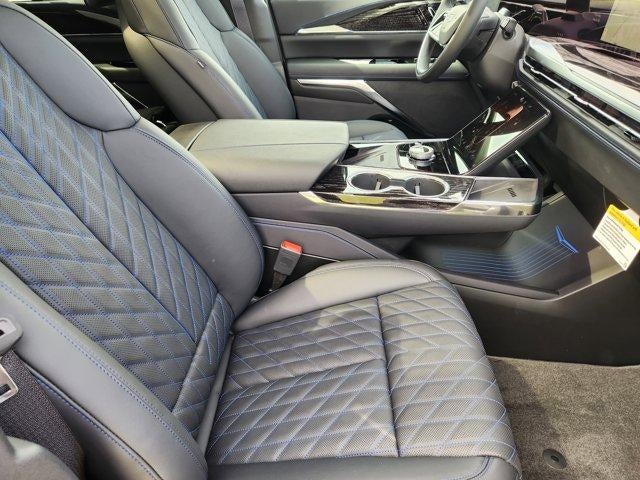 2026 Cadillac ESCALADE IQL Sport