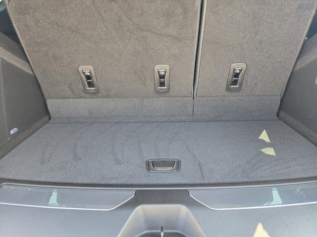 2025 Cadillac Escalade Premium Luxury