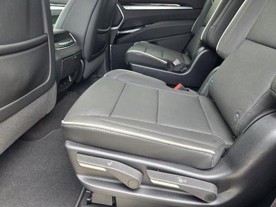 2025 Cadillac Escalade Premium Luxury