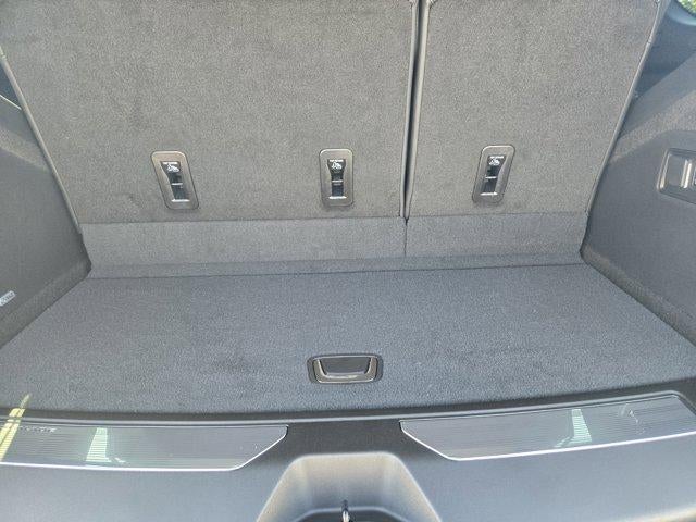 2025 Cadillac Escalade Premium Luxury