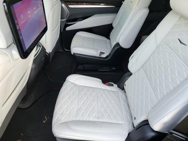 2025 Cadillac Escalade Sport Platinum