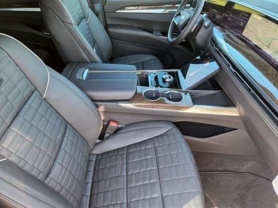 2026 Cadillac Escalade ESV Platinum Sport