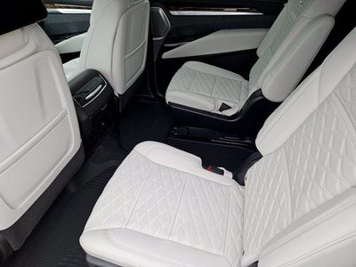 2026 Cadillac Escalade ESV Platinum Sport