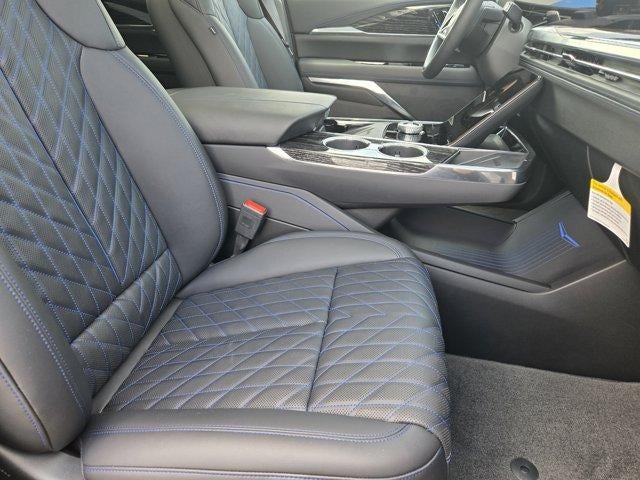 2025 Cadillac ESCALADE IQ Luxury 1