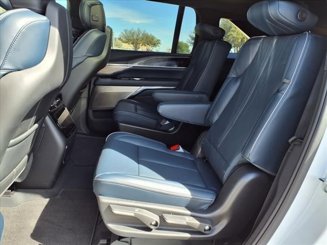 2025 Cadillac ESCALADE IQ Sport 2