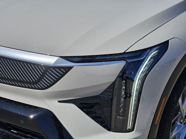 2027 Cadillac OPTIQ Luxury