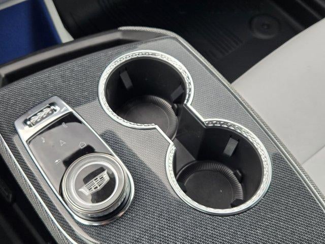 2025 Cadillac OPTIQ Luxury 1