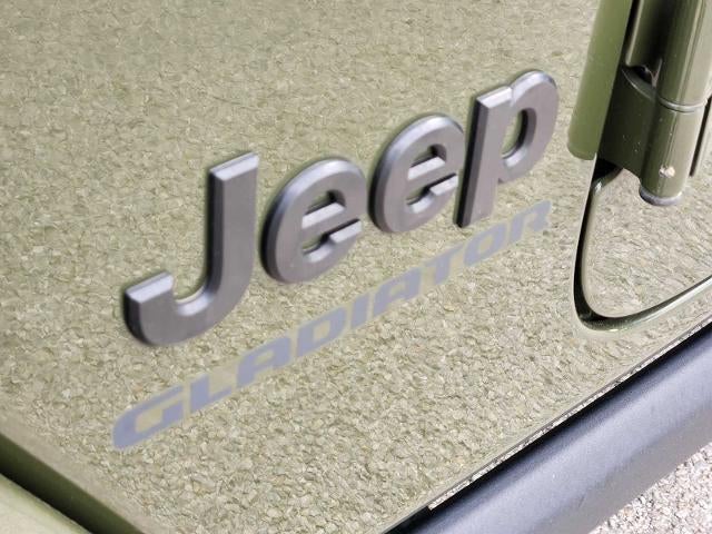 2021 Jeep Gladiator Willys