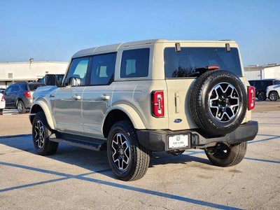 2025 Ford Bronco Outer Banks