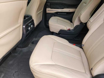 2022 Ford Expedition Platinum
