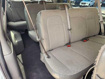 2024 Chevrolet Express Passenger 3500 1LT