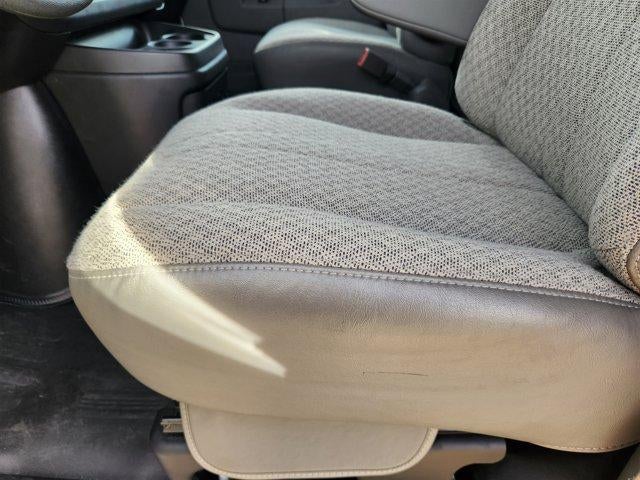 2025 Chevrolet Express Cutaway 3500 Base