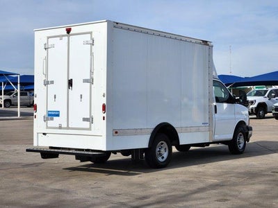 2025 Chevrolet Express Cutaway 3500 Base