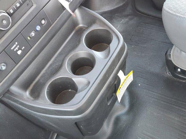 2025 Chevrolet Express Cutaway 3500 Base