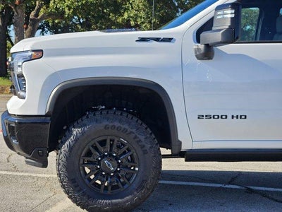 2026 Chevrolet Silverado 2500 HD ZR2