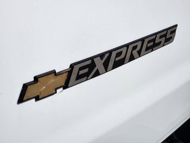 2025 Chevrolet Express Cargo 2500 Base