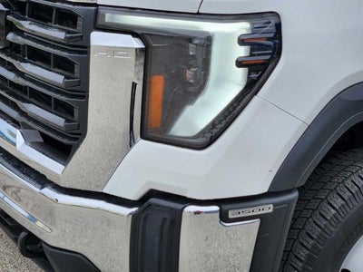2024 GMC Sierra 3500 HD Chassis Cab Pro