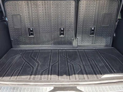 2022 Chevrolet Suburban RST