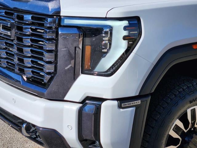 2024 GMC Sierra 3500 HD Denali Ultimate