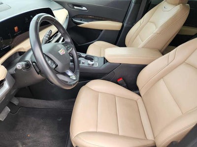 2025 Cadillac XT4 Premium Luxury