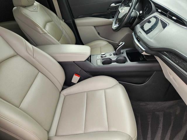 2021 Cadillac XT4 FWD Premium Luxury