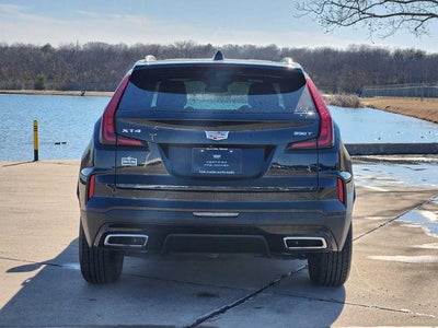 2024 Cadillac XT4 Premium Luxury
