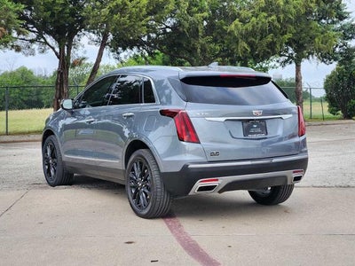 2022 Cadillac XT5 Premium Luxury