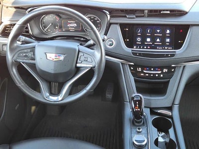 2024 Cadillac XT6 Luxury