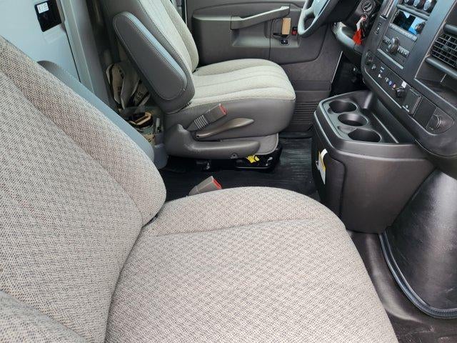 2025 Chevrolet Express Cutaway 3500 Base