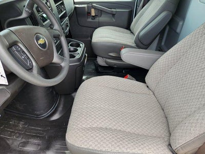 2025 Chevrolet Express Cutaway 3500 Base