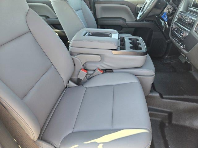 2025 Chevrolet Silverado 6500 HD Work Truck