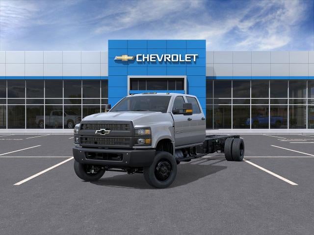 2025 Chevrolet Silverado 6500 HD Work Truck