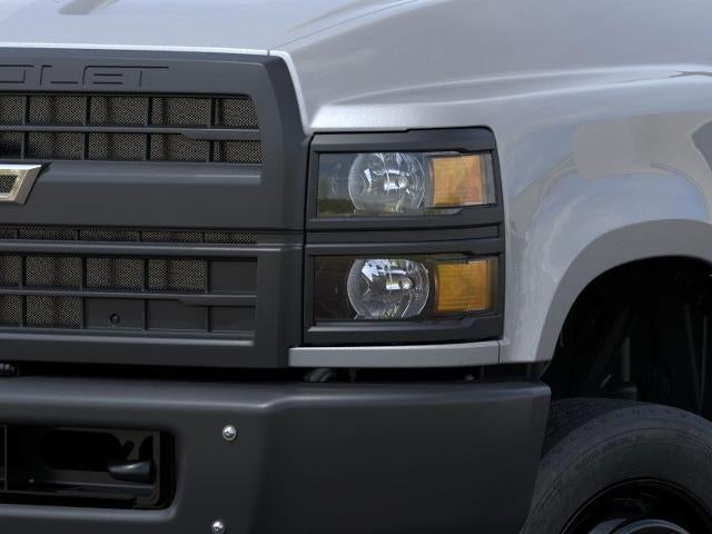 2025 Chevrolet Silverado 6500 HD Work Truck