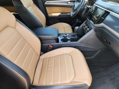 2022 Volkswagen Atlas Cross Sport 3.6L V6 SEL Premium R-Line