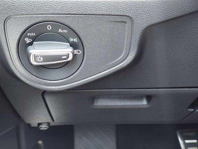 2022 Volkswagen Atlas Cross Sport 3.6L V6 SEL Premium R-Line