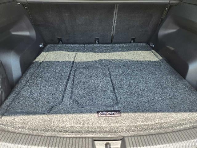 2022 Volkswagen Atlas Cross Sport 3.6L V6 SEL Premium R-Line