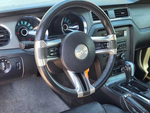 2013 Ford Mustang V6
