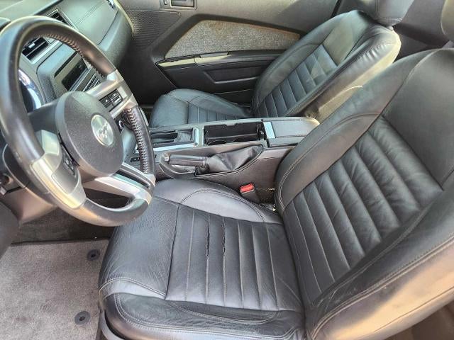 2013 Ford Mustang V6