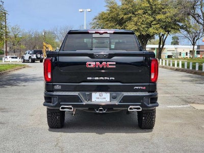 2025 GMC Sierra 1500 AT4