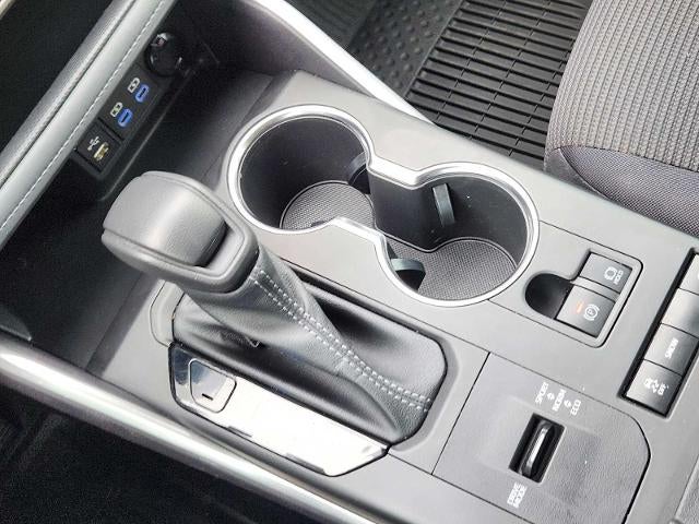 2022 Toyota Highlander L