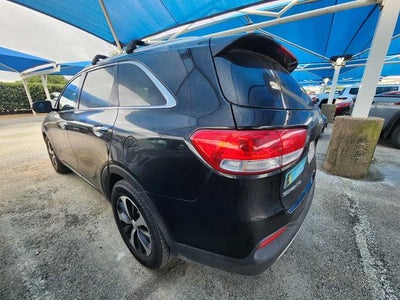 2018 Kia Sorento EX V6