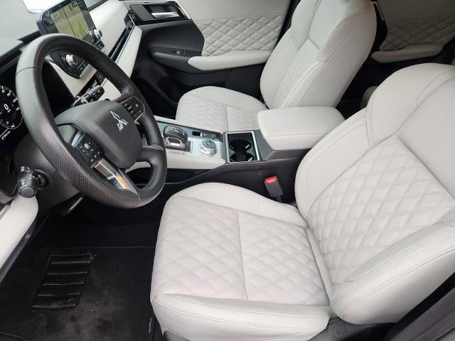 2024 Mitsubishi Outlander SEL