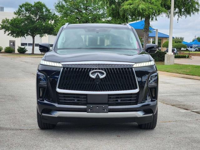 2025 INFINITI QX80 LUXE