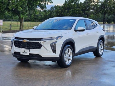 2026 Chevrolet Trax LS