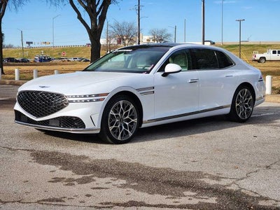 2025 Genesis G90 e-SC